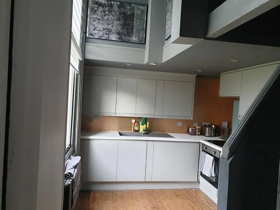 22. Stunning Loft In Central Hove With Parking Daire Birleşik Krallık